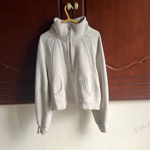 lululemon athletica Scuba crop Bone and gold zip, funnel neck size M/L